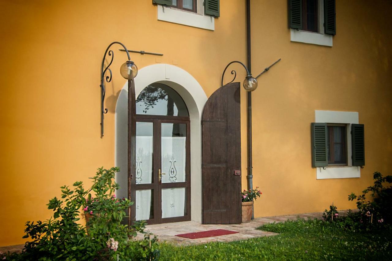 Casa Dei Lecci Apartment Foligno Exterior foto